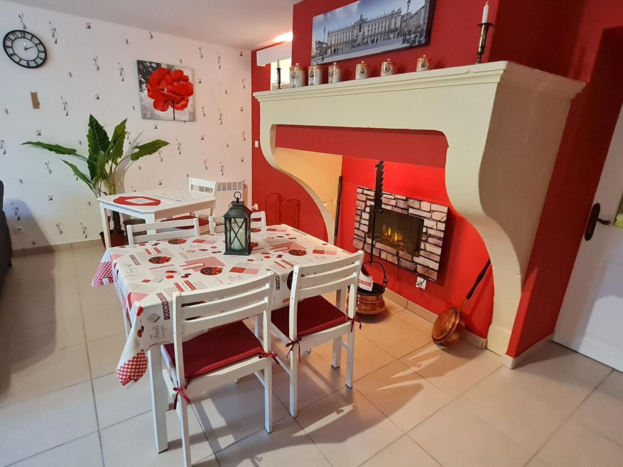 Gite Pour 2 Avec Parking, Cuisine Equipee Et Recharge Pour Vehicules Electriques Aux Portes De Nancy - Fr-1-584-119 Choloy Bagian luar foto